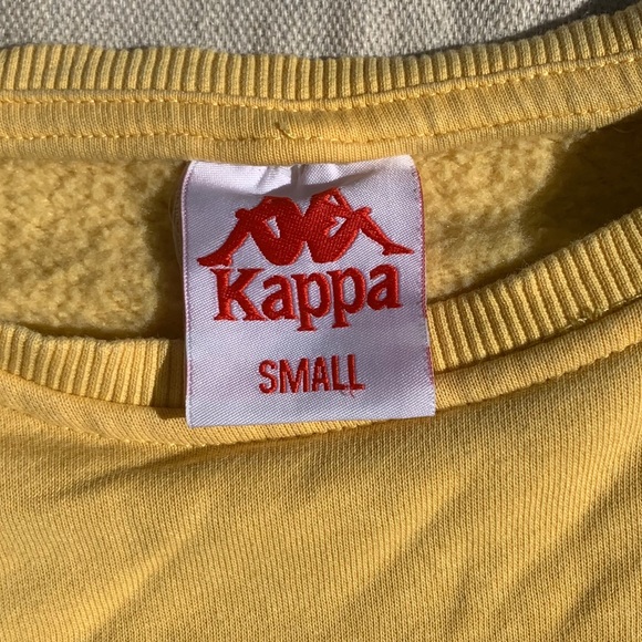 Yellow cropped kappa pull over - Picture 3 of 4